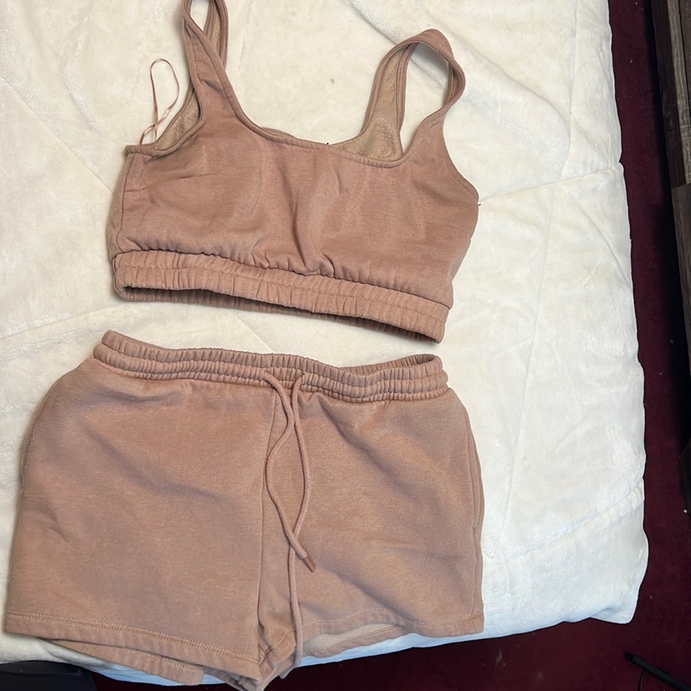 Iris jogger outfit
